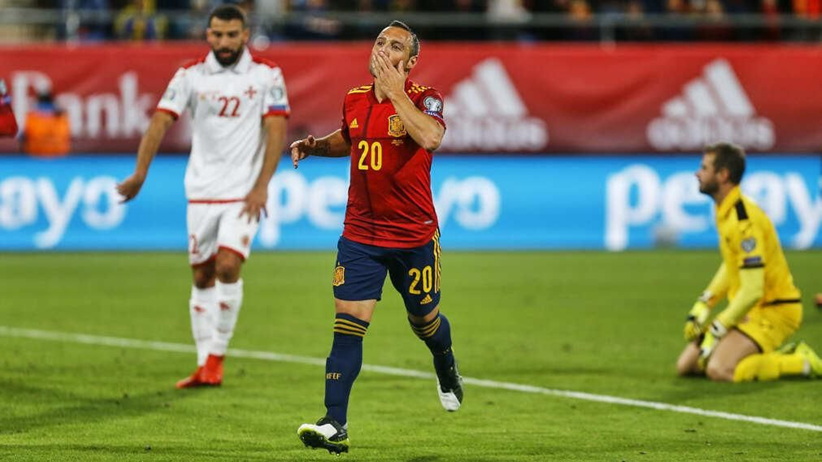 Las imágenes del España-Malta en Cádiz