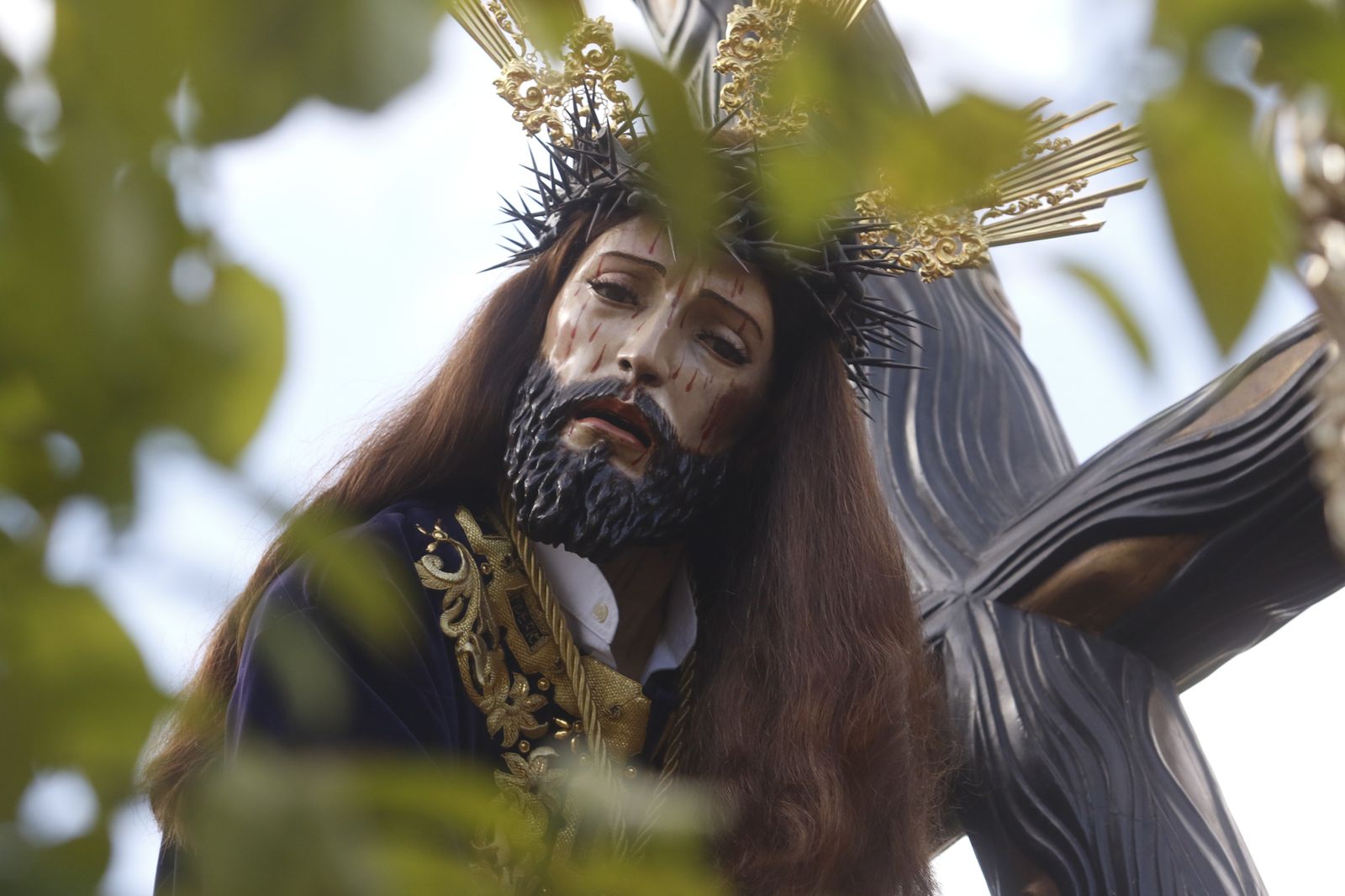 Jueves Santo en Córdoba: La procesión del Caído, en imágenes