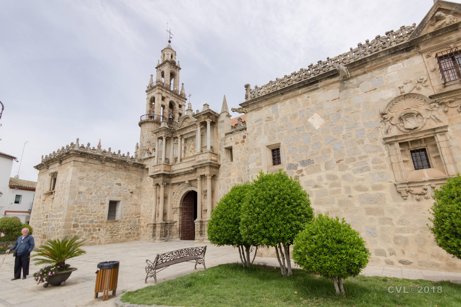 La Iglesia de San Juan Bautista es conocida como la Catedral de la Sierra