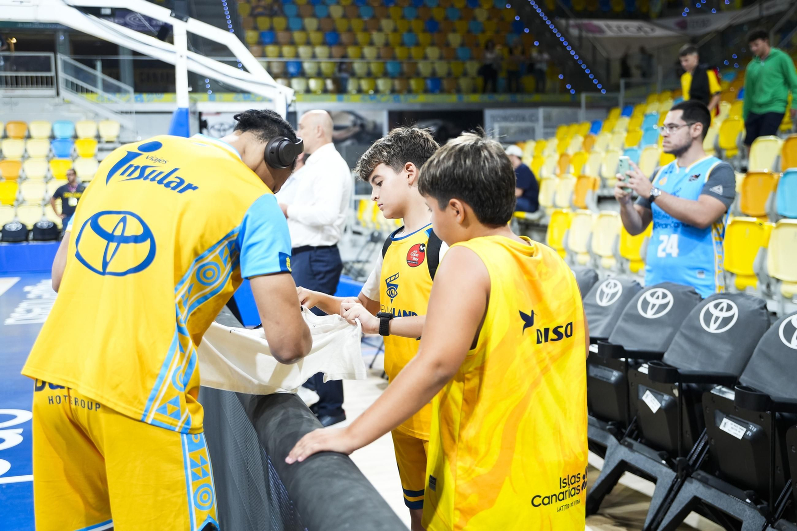 Búscate en las gradas del Gran Canaria-Unicaja