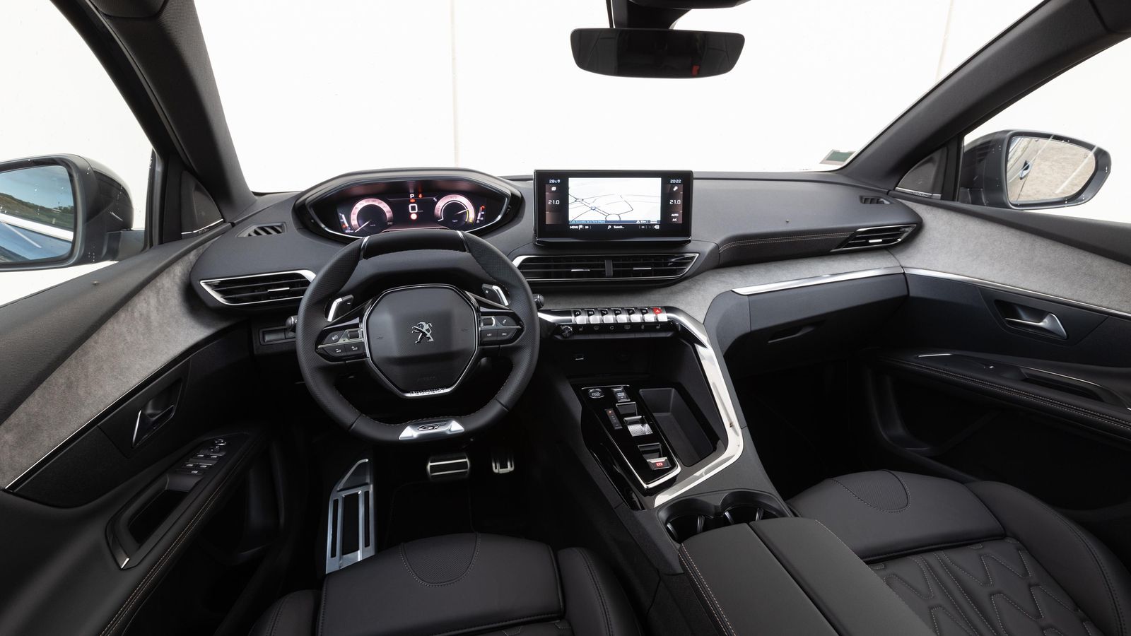 Sólo la instrumentación se modifica en estos Hybrid respecto a los que no lo son. Eso sí, no hay una tecla de activación del modo eléctrico.