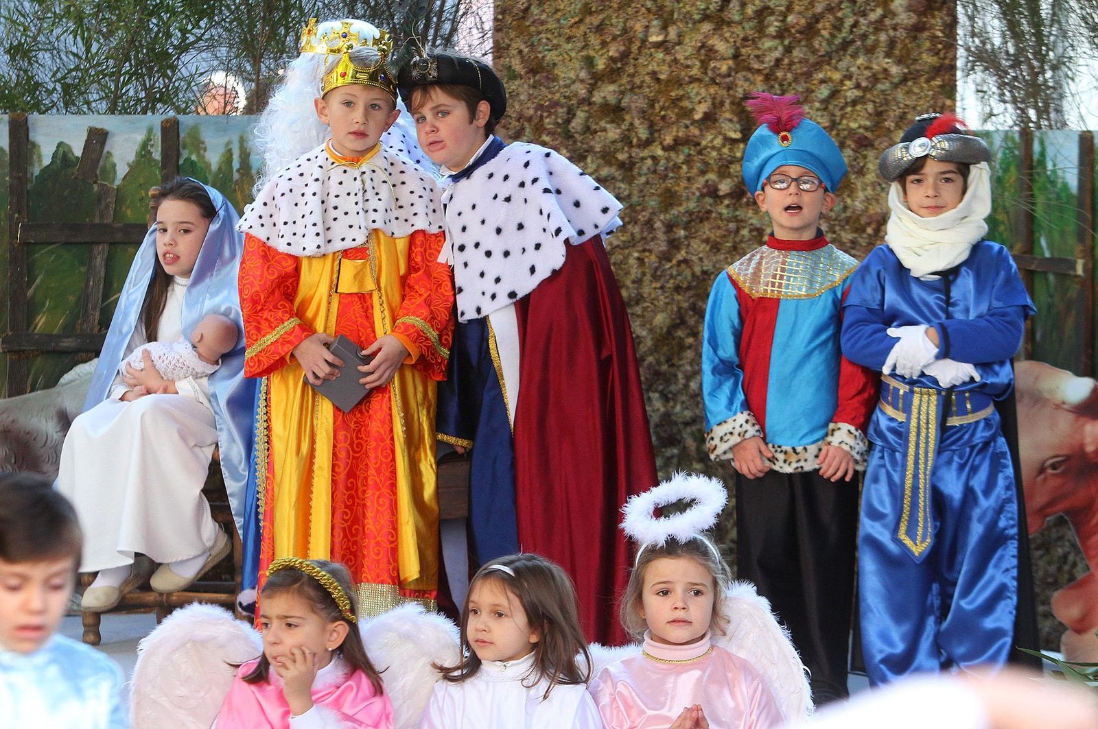 Imágenes del Belén viviente del Colegio María Inmaculada.