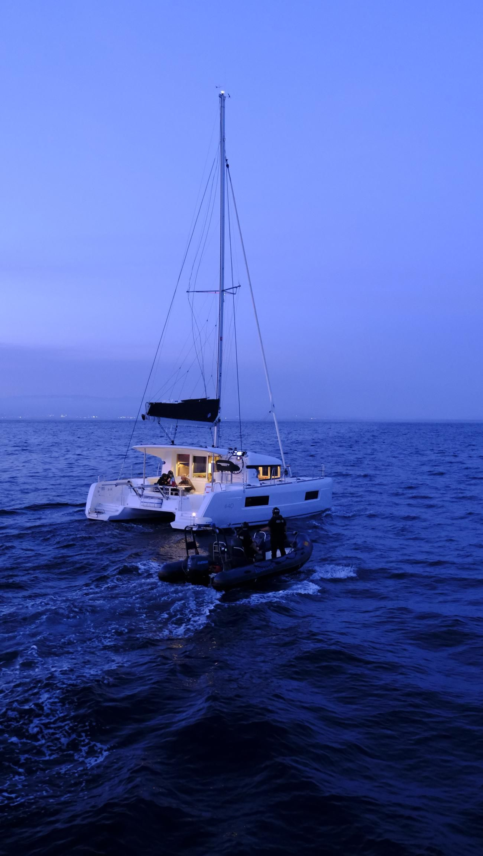 Imágenes de la vigilancia de la Agencia Tributaria en el mar