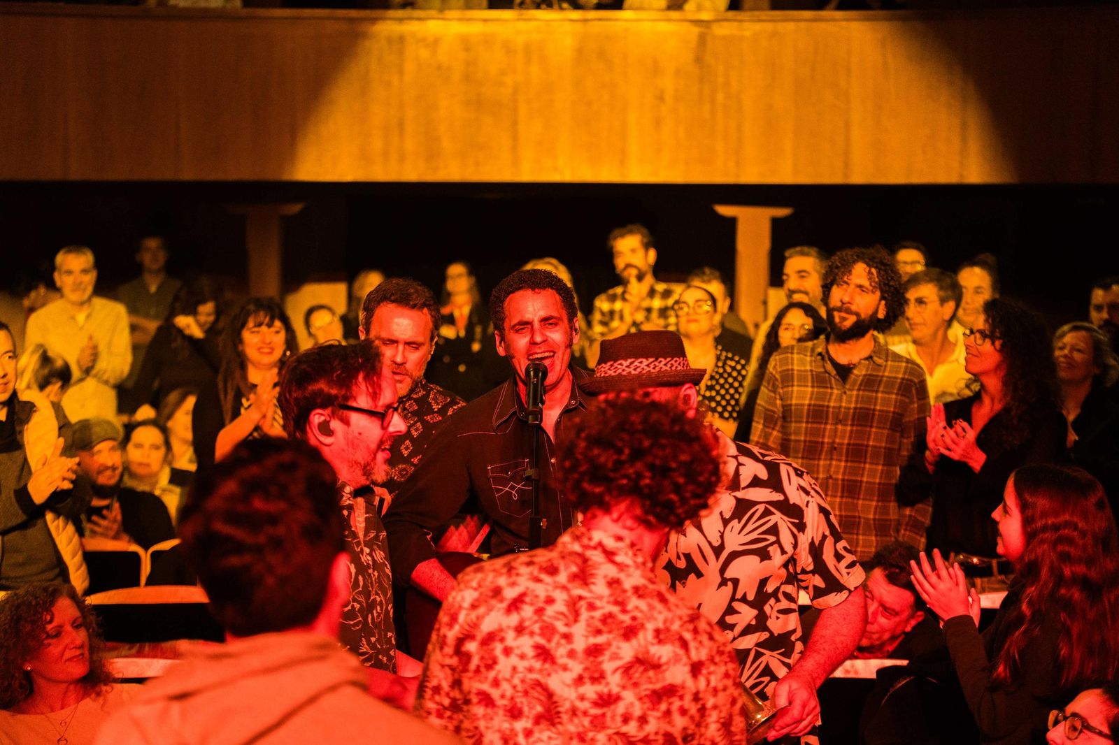 Espectacular concierto de Depedro en el Teatro de las Cortes de San Fernando