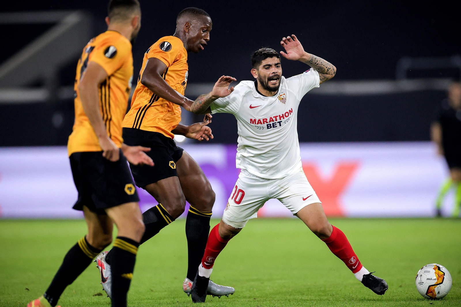 Las imágenes del Wolverhampton-Sevilla