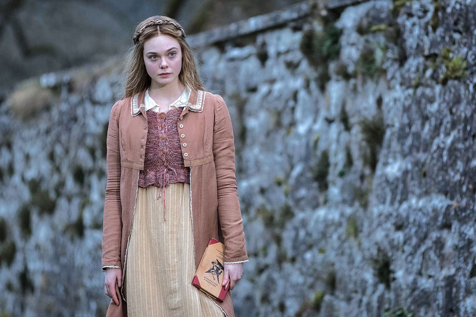 Elle Faning, en el papel de Mary Shelley en la 'biopic'.