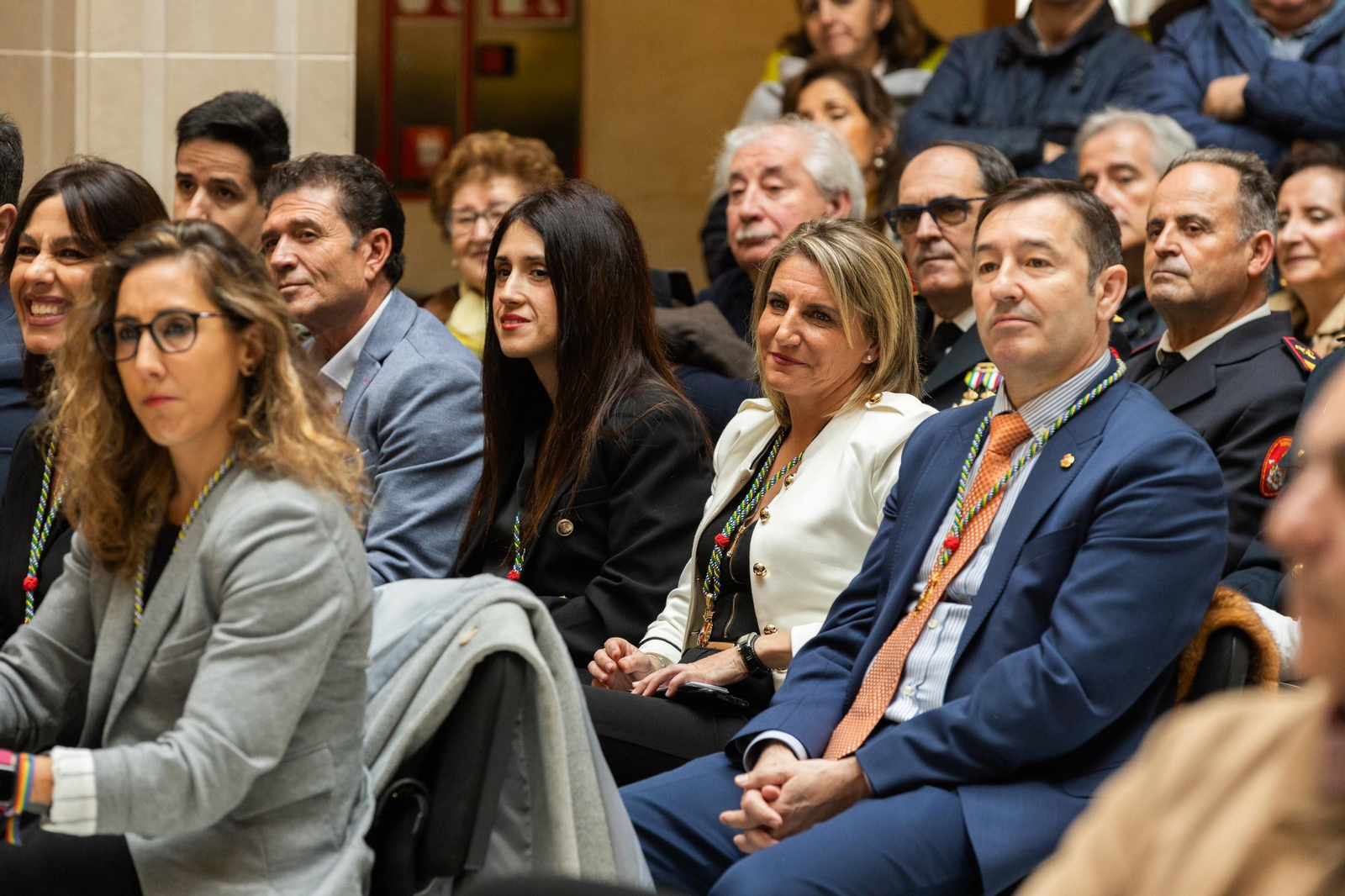 Carmen Linares es distinguida como hija predilecta