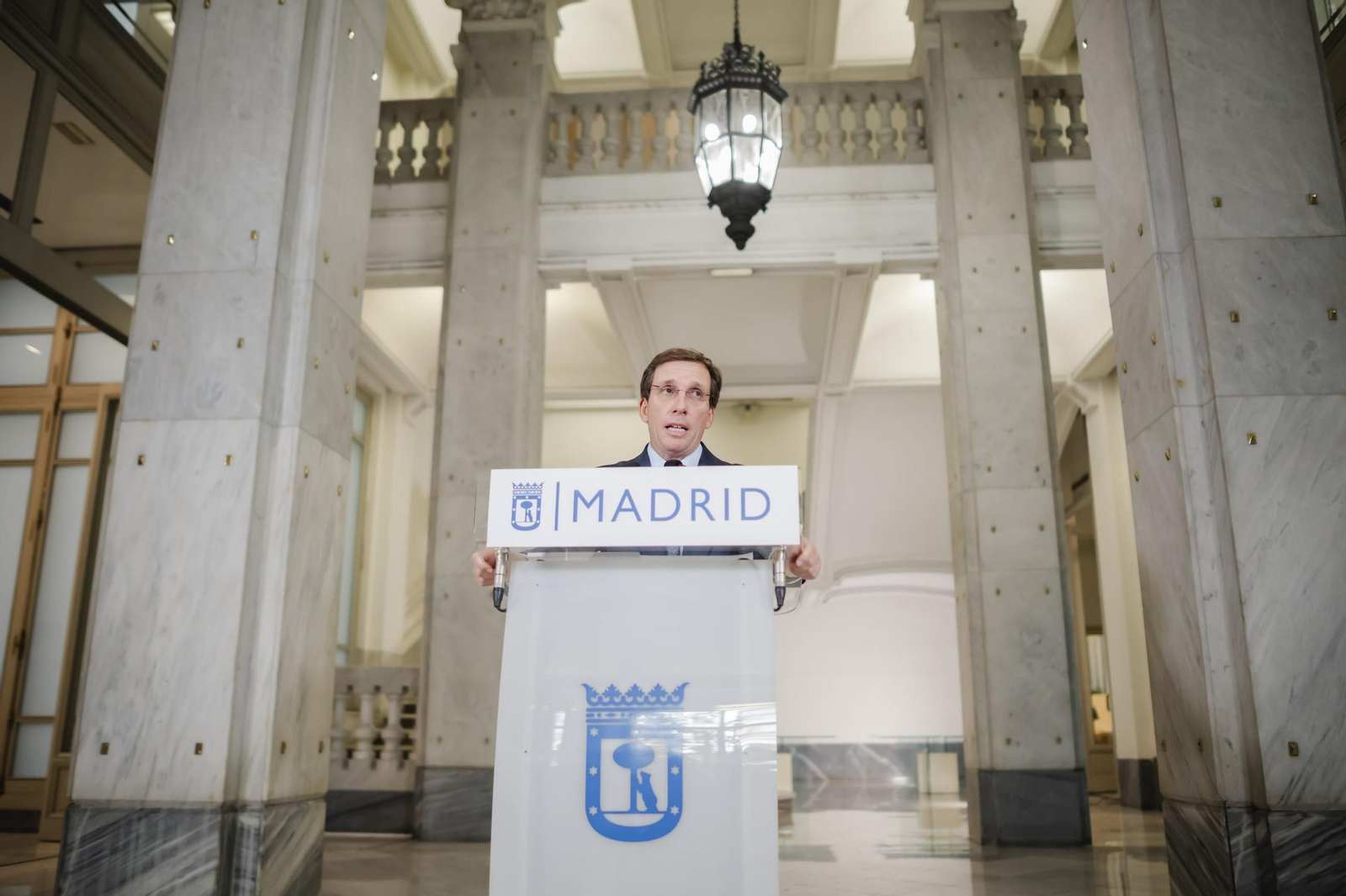 El alcalde de Madrid, José Luis Martínez-Almeida, durante la rueda de prensa.