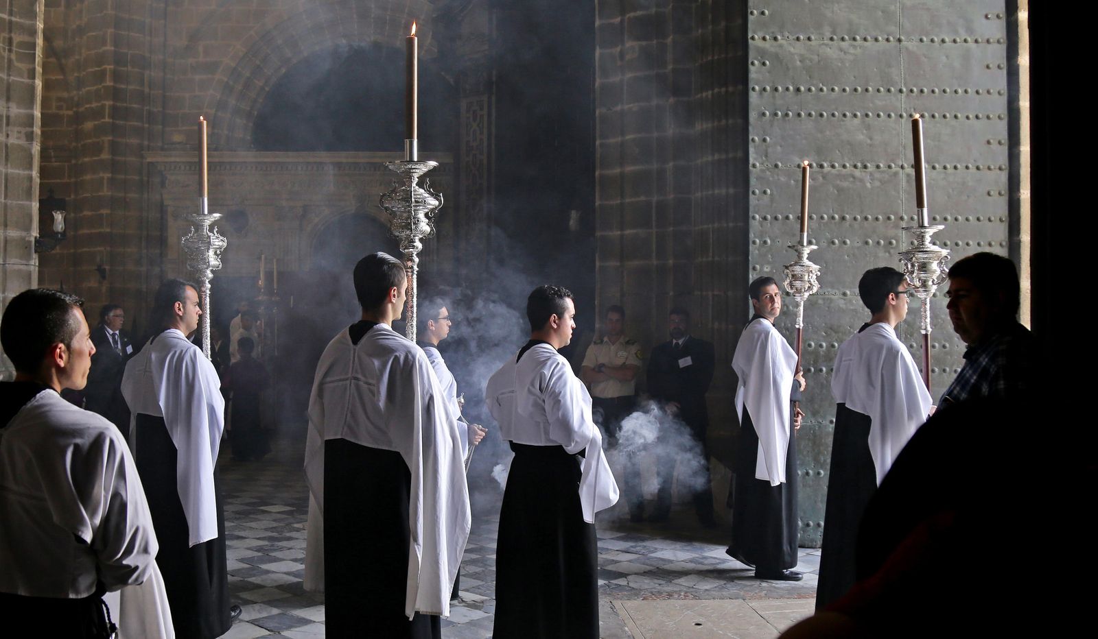 Imágenes del Lunes Santo en Jerez