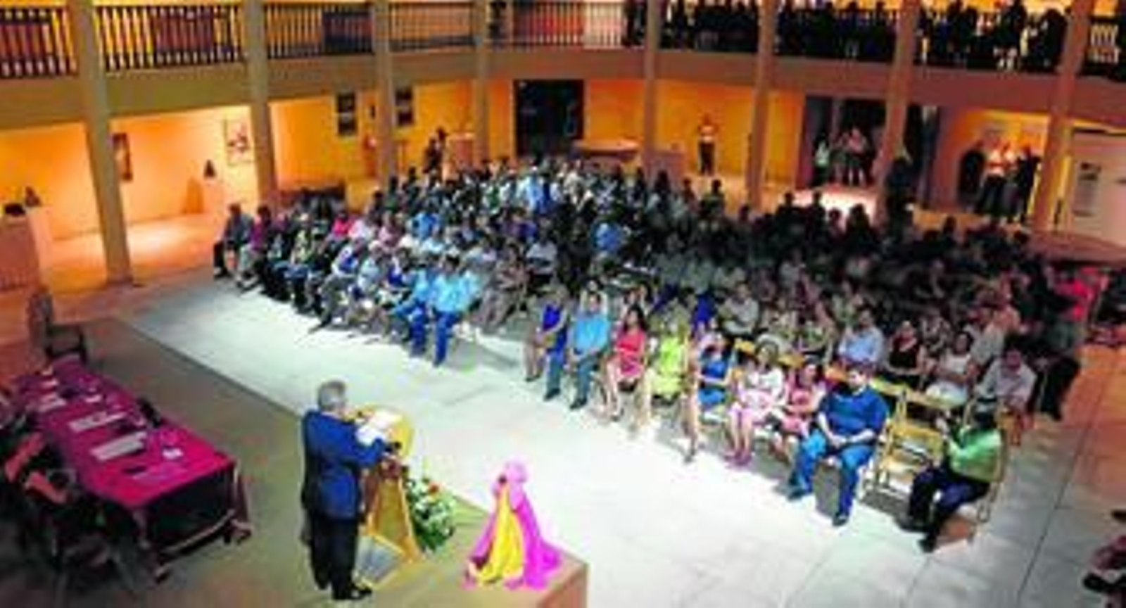 Rufino Irigaray, presidente de la Peña Taurina de Roquetas de Mar, durante el pregón del pasado año.