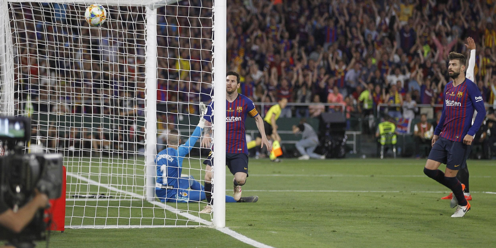 Las fotos de la final de la Copa del Rey entre el Barcelona y el Valencia en el Benito Villamarín