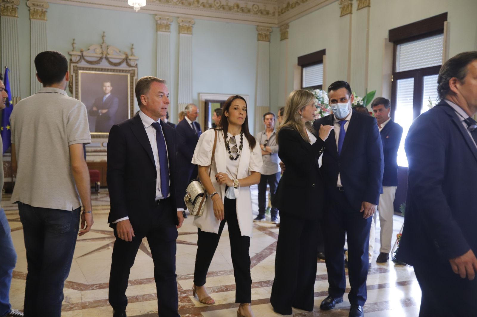 Imágenes de la capilla ardiente de Miguel Báez Espuny 'Litri' en la mañana del viernes