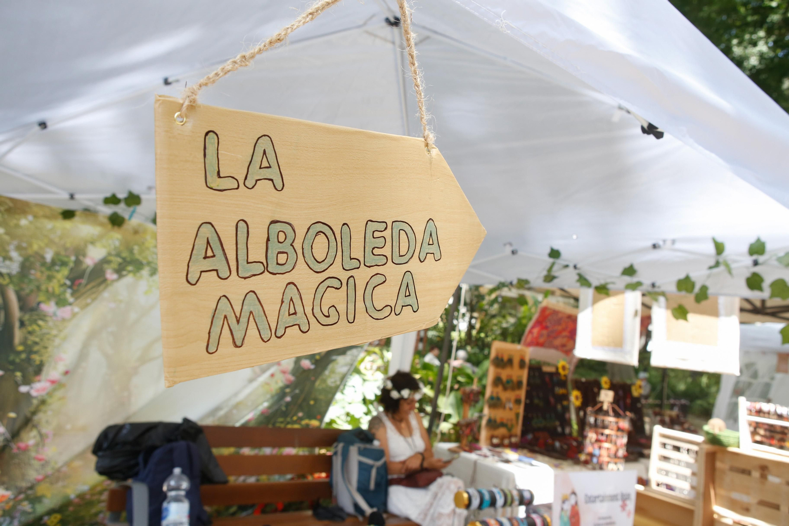 El festival "Calenduleando" transforma el parque María Cristina en un bosque encantado, en imágenes