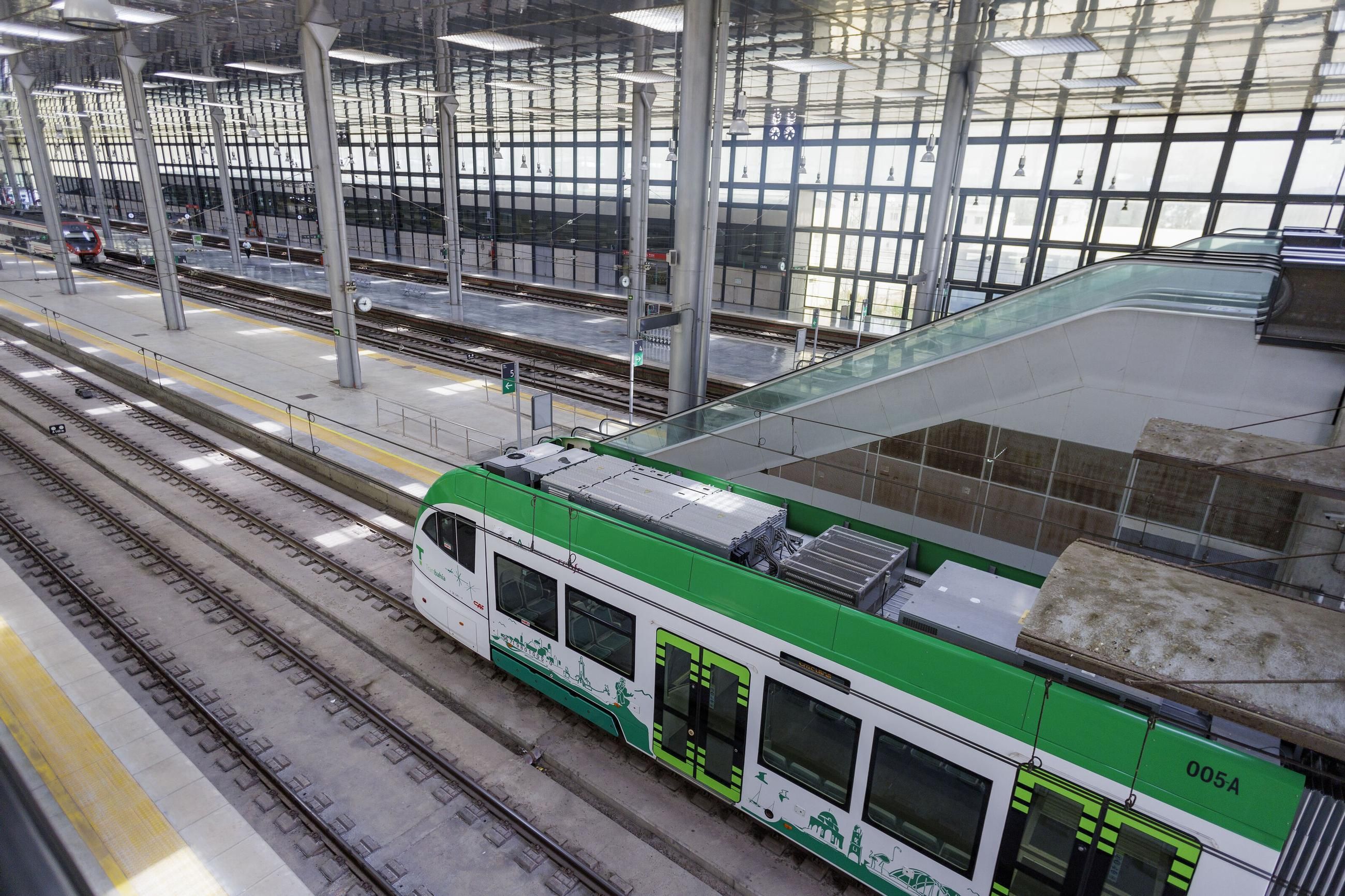 La Junta autoriza la licitación del mantenimiento de los trenes del tranvía de la Bahía de Cádiz por 13 millones