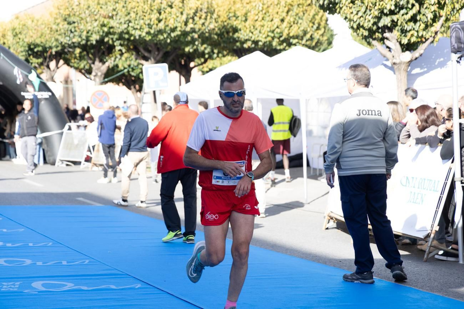 En imágenes: multitudinaria e histórica XXIX Media Maratón 'Ciudad de Jaén' y 10k en memoria de Paco Manzaneda (2)