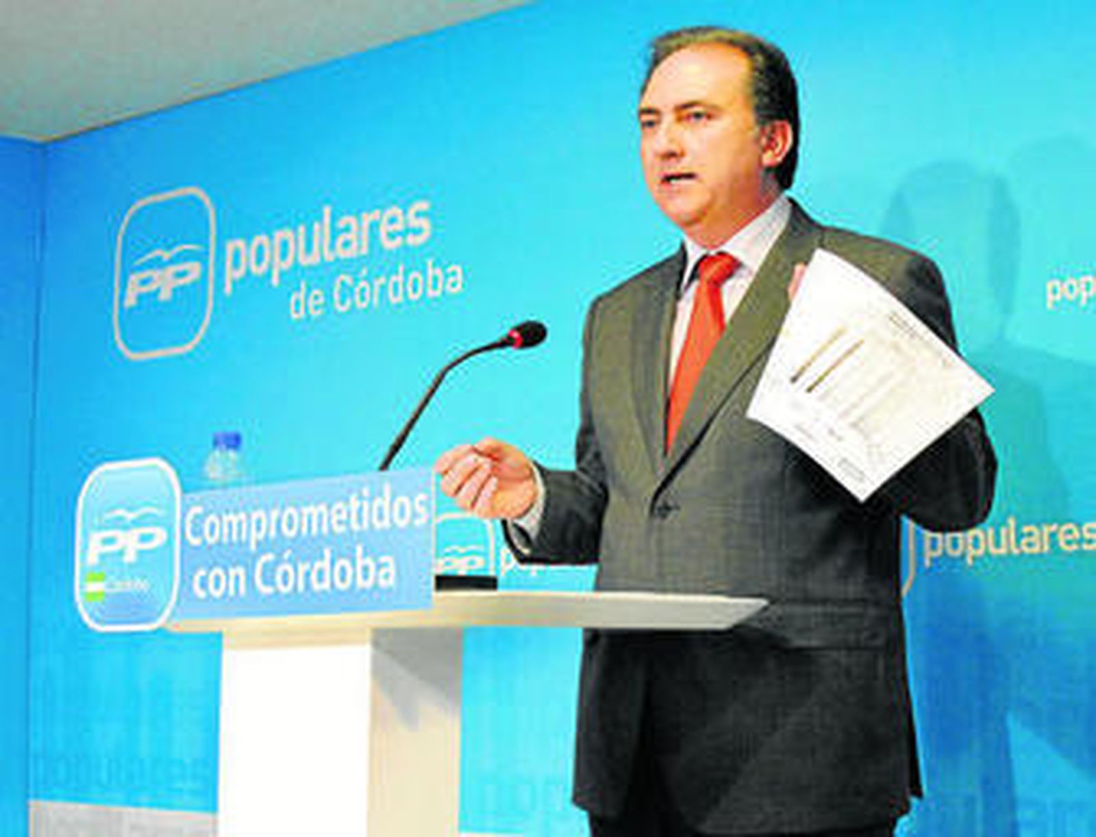 Juan Víctor Prieto, el pasado diciembre, durante una comparecencia pública en la sede del PP cordobés.