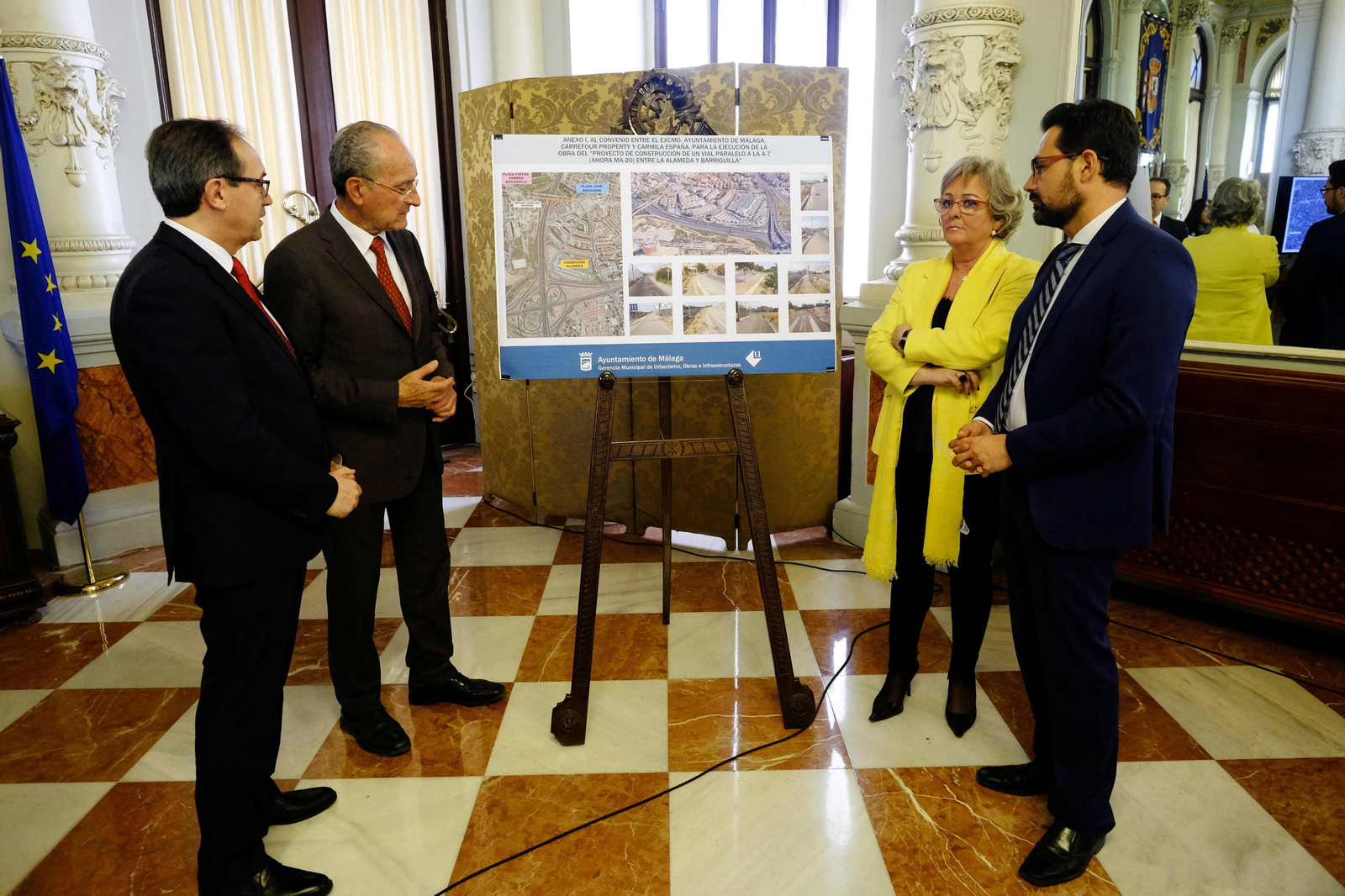 Porras y Pomares, ayer, en la presentación del acceso.