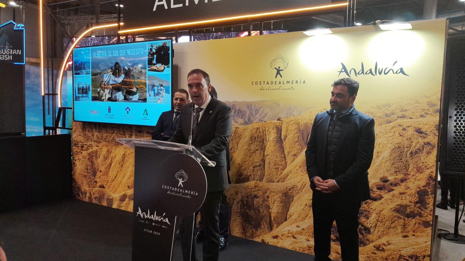 El alcalde de Antas, Pedro Ridao, durante la presentación en Fitur. El alcalde de Antas, Pedro Ridao, durante la presentación en Fitur.