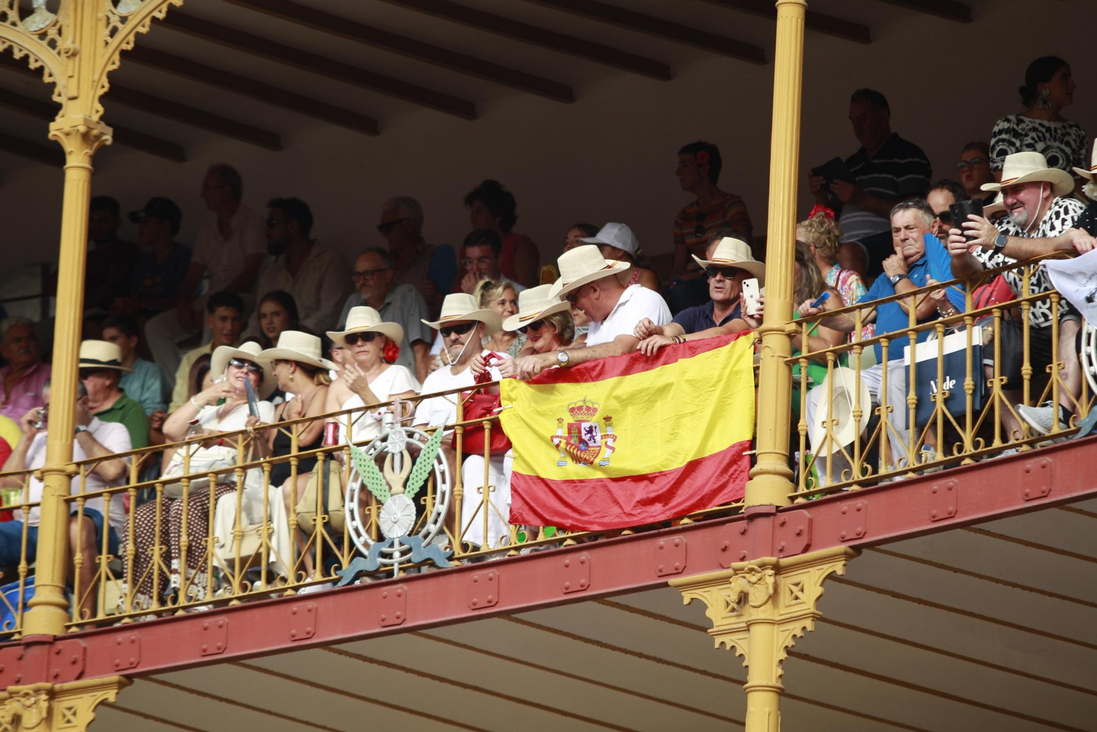 La despedida del torero Enrique Ponce de la Feria de Almería 2024, en imágenes