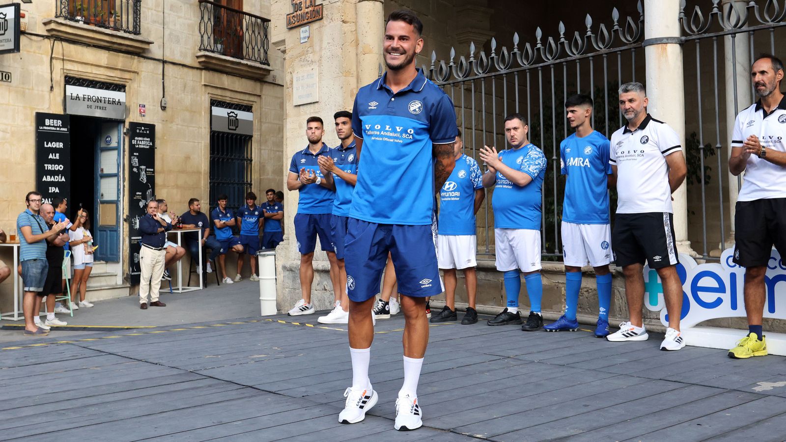 Presentación nuevas equipaciones del Xerez DFC 23-24