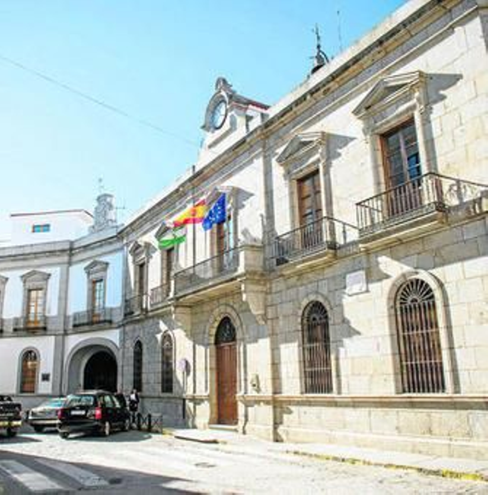 Fachada del Ayuntamiento de Pozoblanco, donde tiene su sede la Jefatura de la Policía Local.