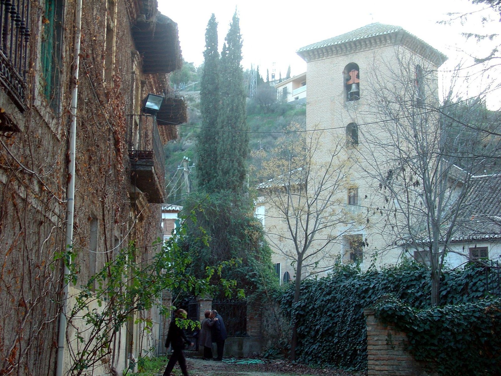 La fachada de la Casa de los Aragoneses del municipio granadino.