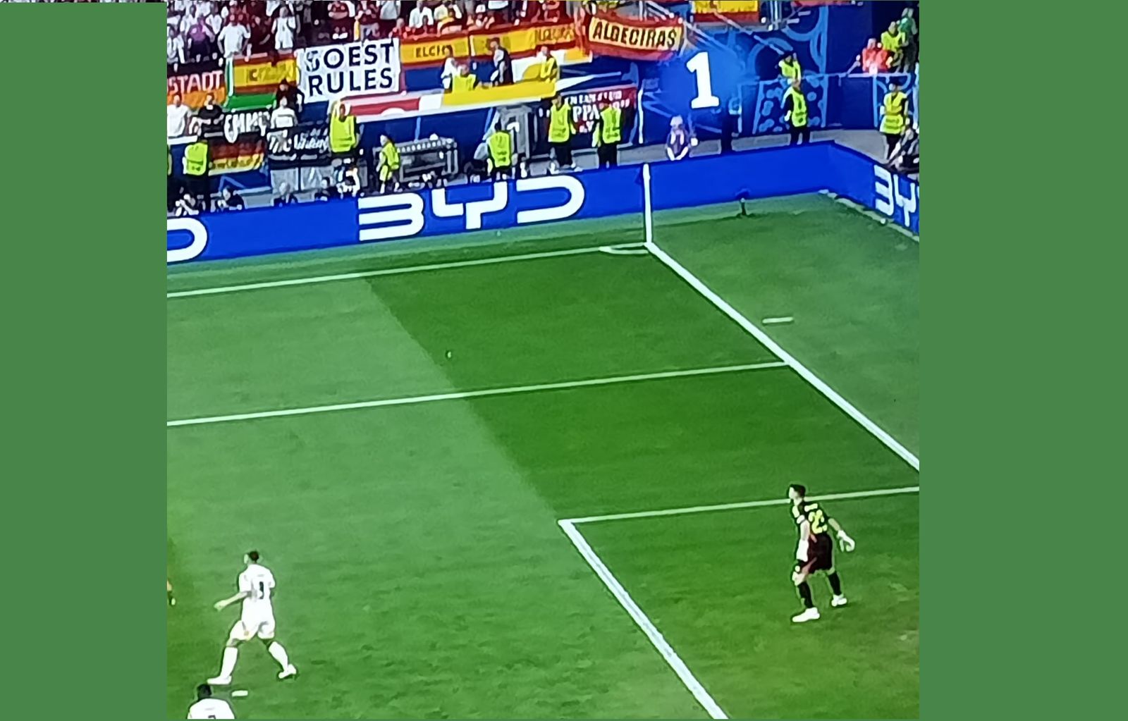 La bandera española con la palabra 'Algeciras' junto al logotipo de TVE.