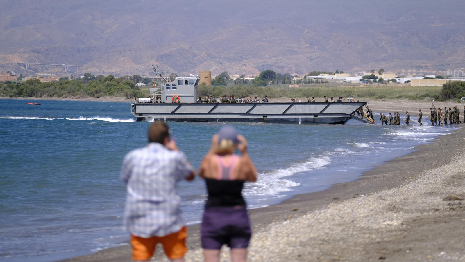 Desembarco de la Infantería de Marina en la Playa del Perdigal, en El Alquián-Almería