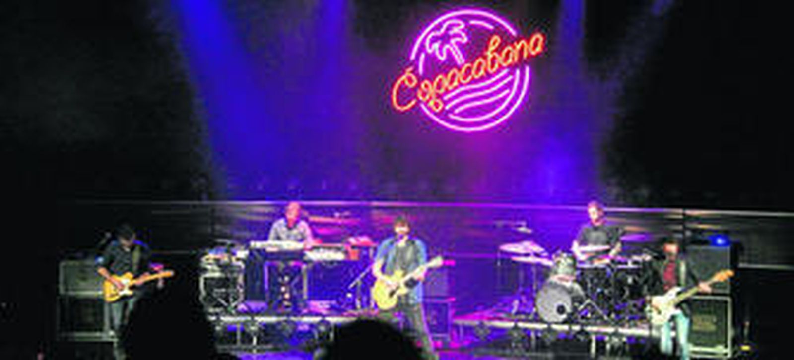 Izal se ha convertido, por méritos propios, en uno de los grupos punteros del panorama independiente español, consolidándose con su tercer disco, 'Copacabana'.