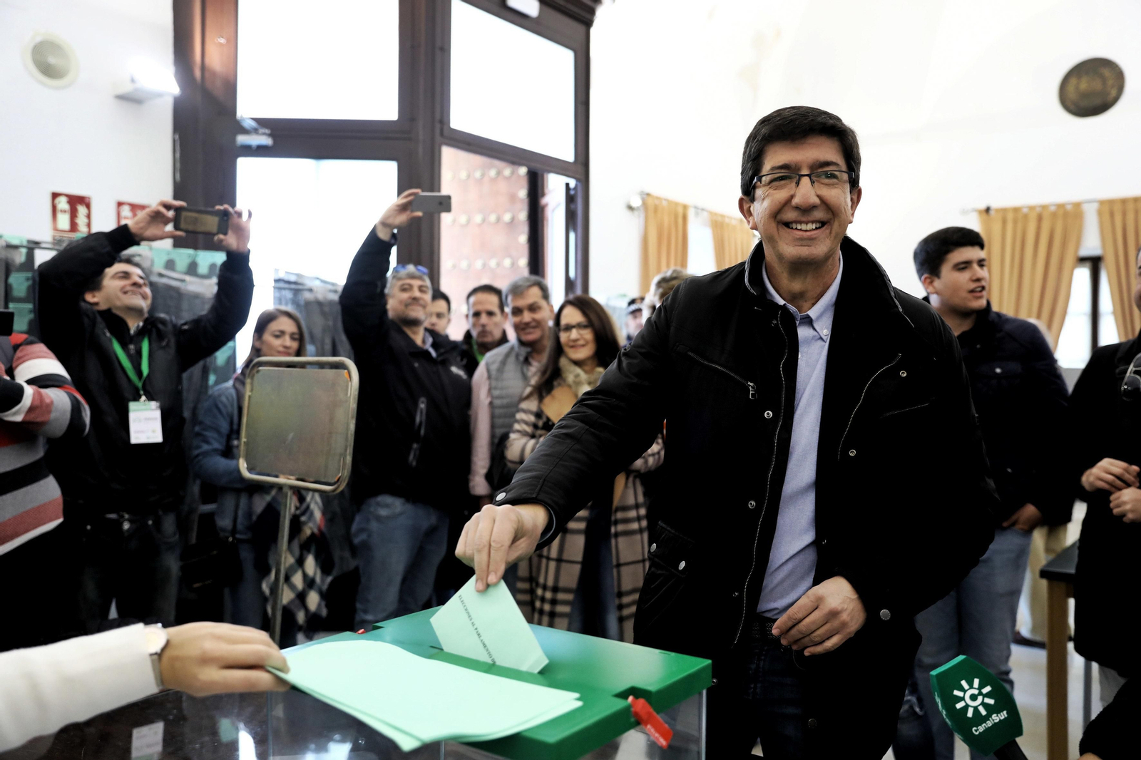 Las imágenes de las elecciones andaluzas 2018