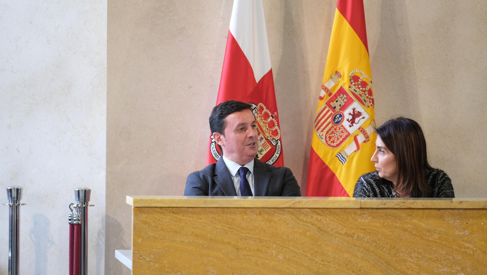 Imágenes del Pleno del Ayuntamiento de Almería
