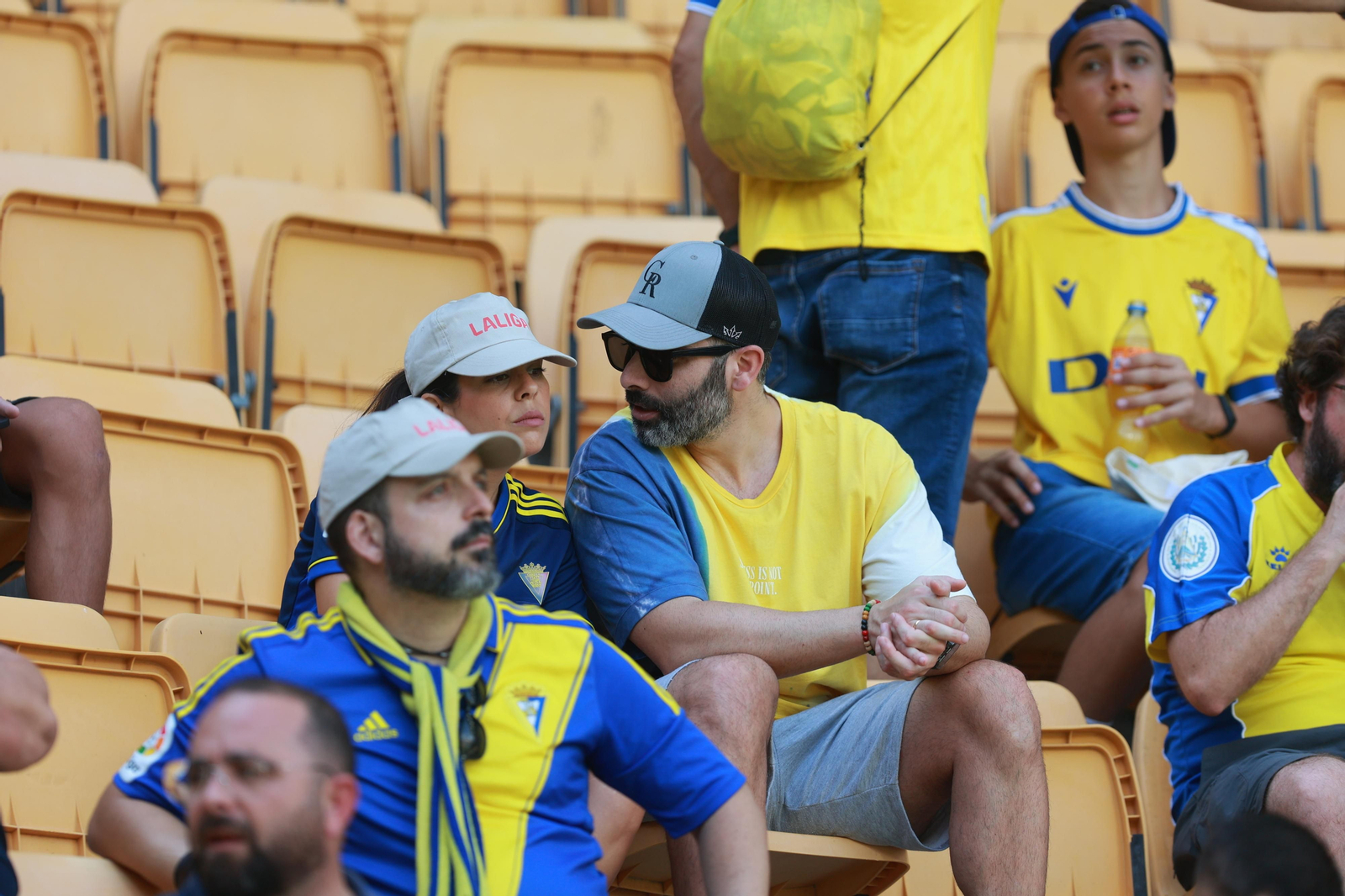 Búscate en las imágenes del Cádiz CF-Girona