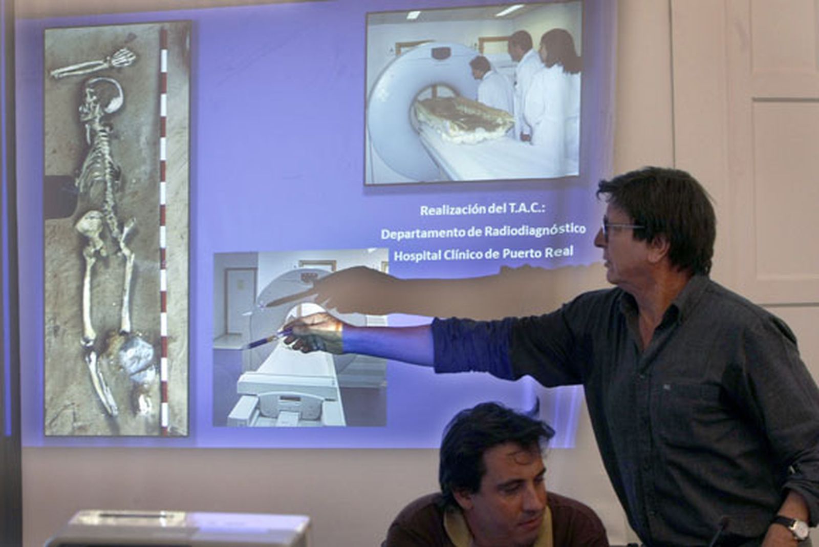 'Valentín' destapa la historia del asalto al Cádiz fenicio