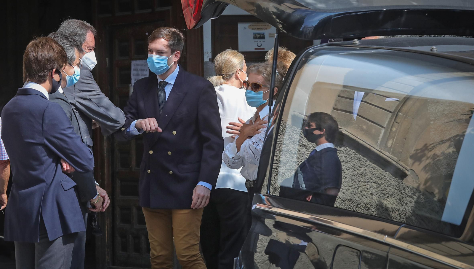 Familiares y amigos despiden en San Marcos a Luis López de Carrizosa y Domecq 'Conde de Peraleja'