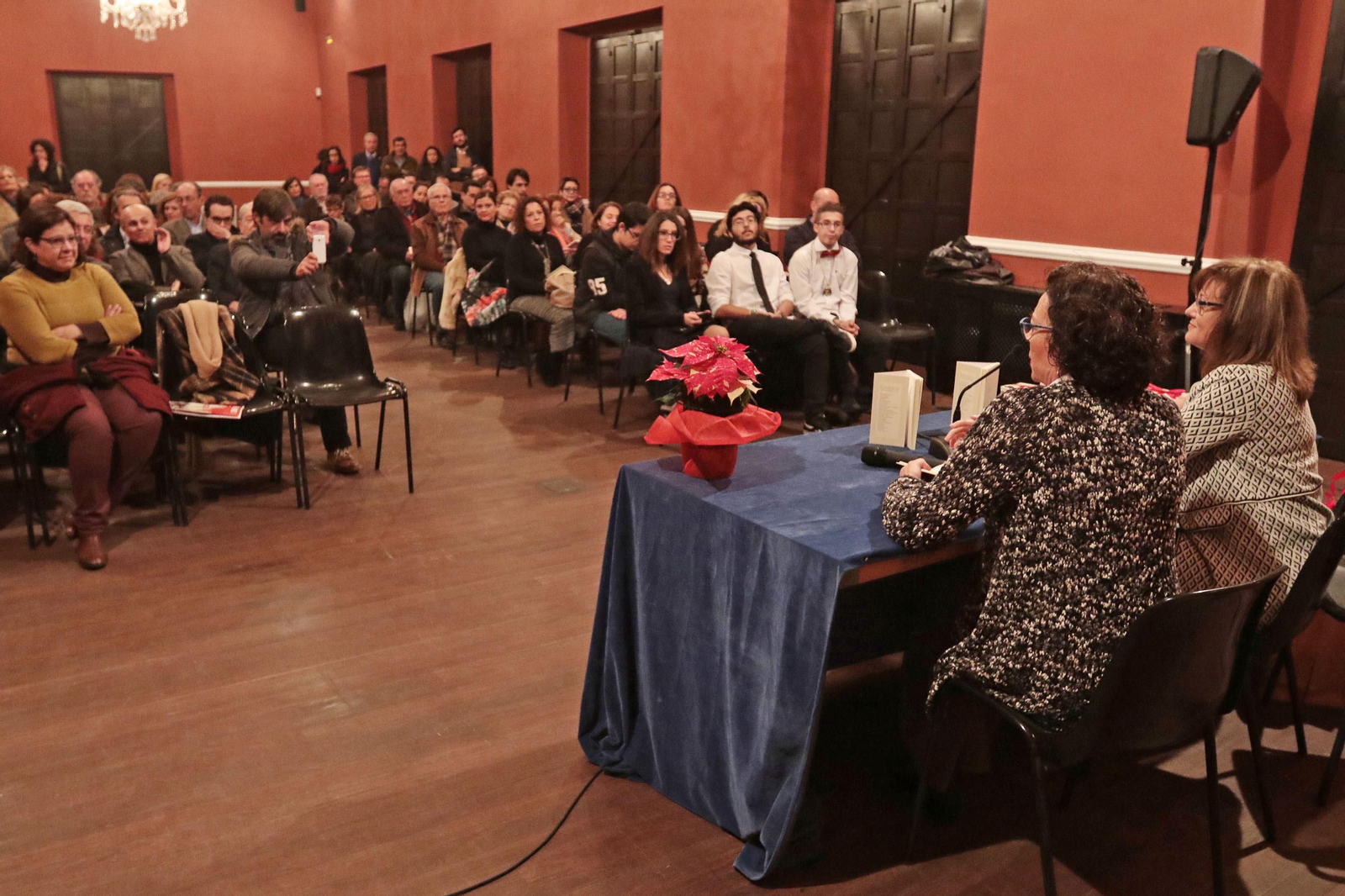 Un momento de la presentación ayer de la obra en el Alcázar.