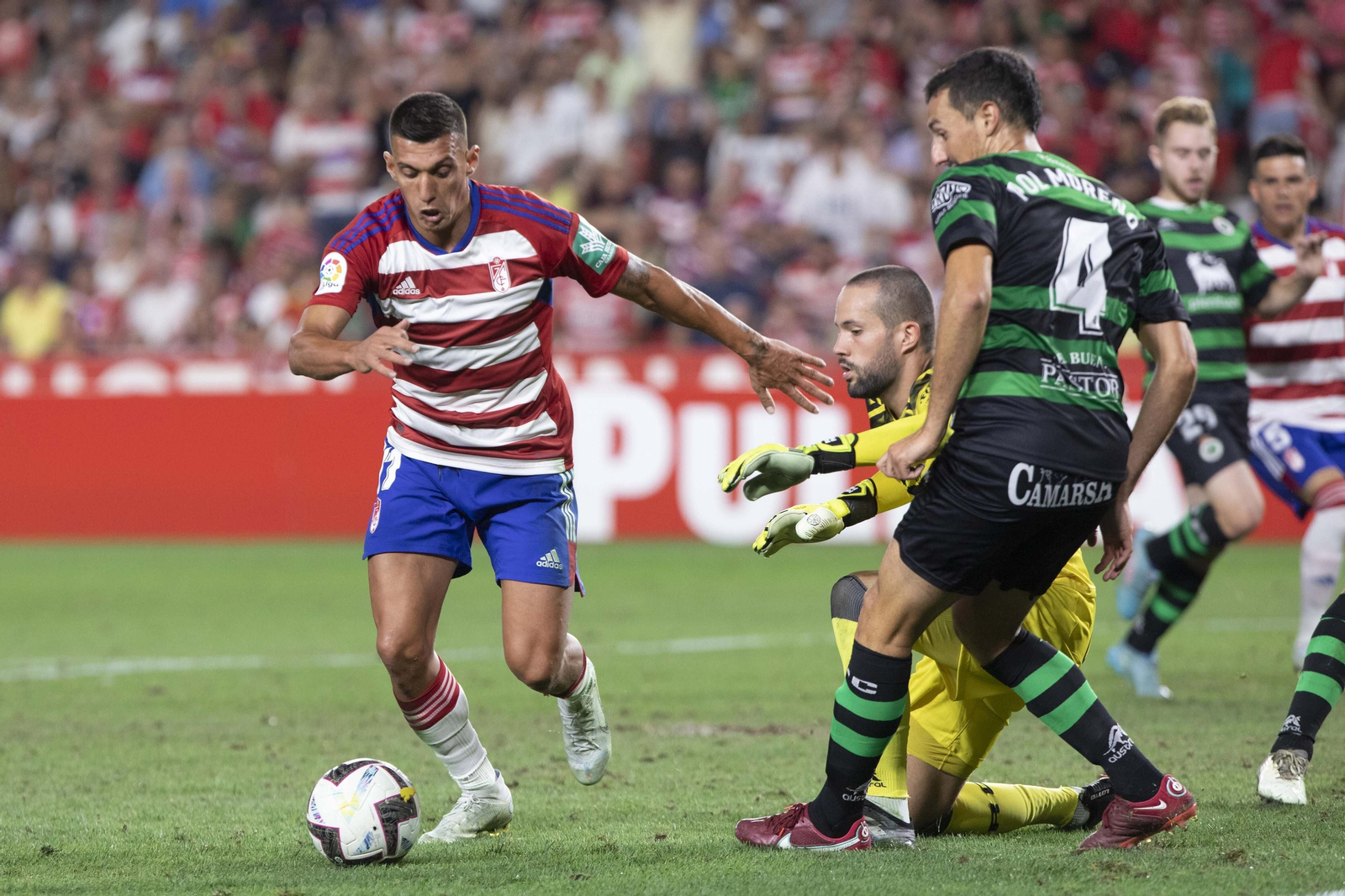 Myrto Uzuni, en el partido de la primera vuelta.