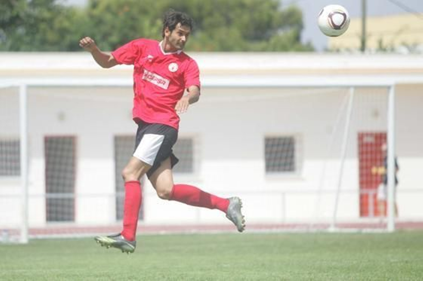 El San Roque desperdicia dos goles de ventaja ante el Pozoblanco y sufre, en su estreno como local, su primera bofetada de la temporada./Fotos: Quiñones

Foto: J.M.Q.