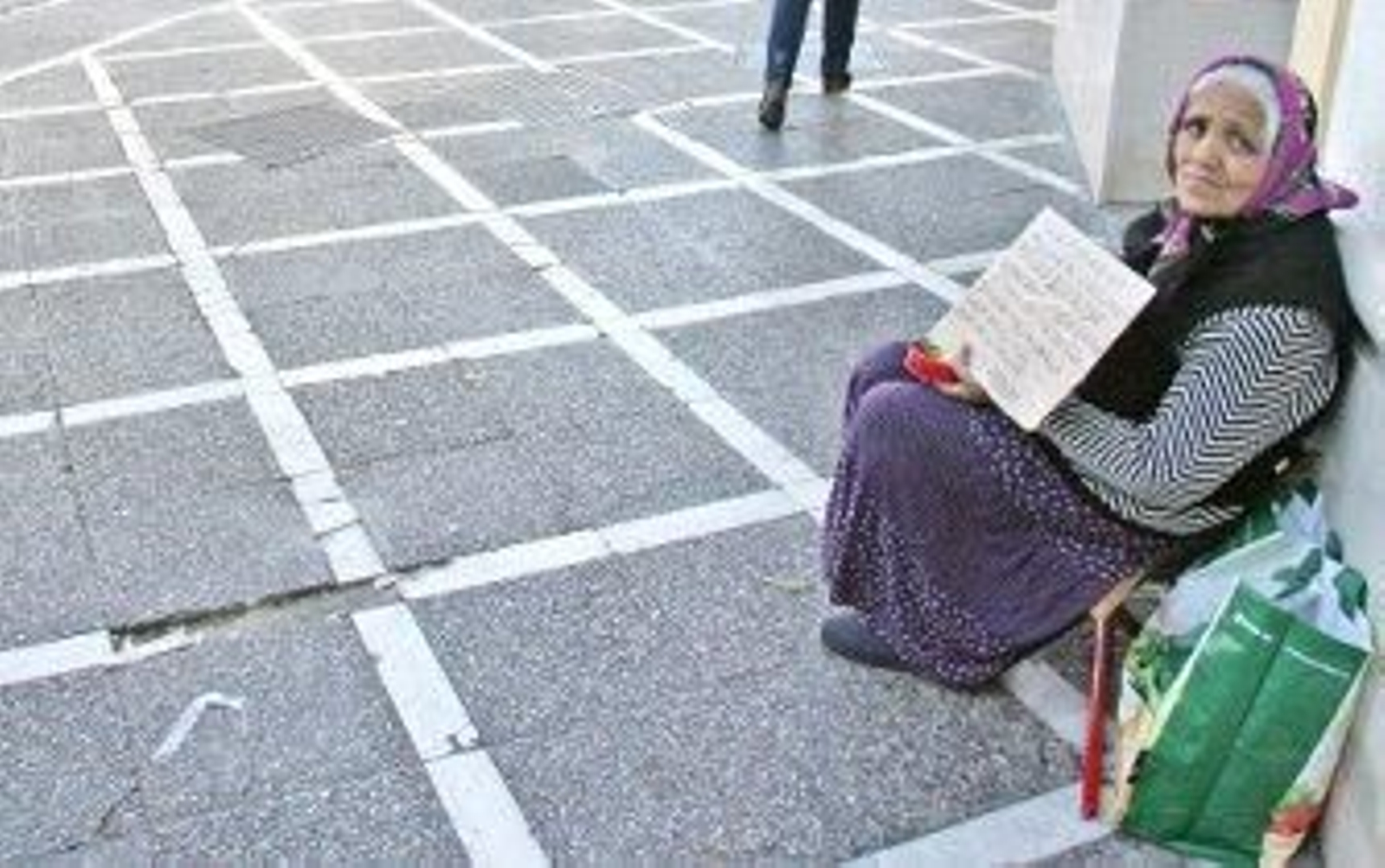 Horeca pide al Ayuntamiento que actúe contra los mendigos del centro