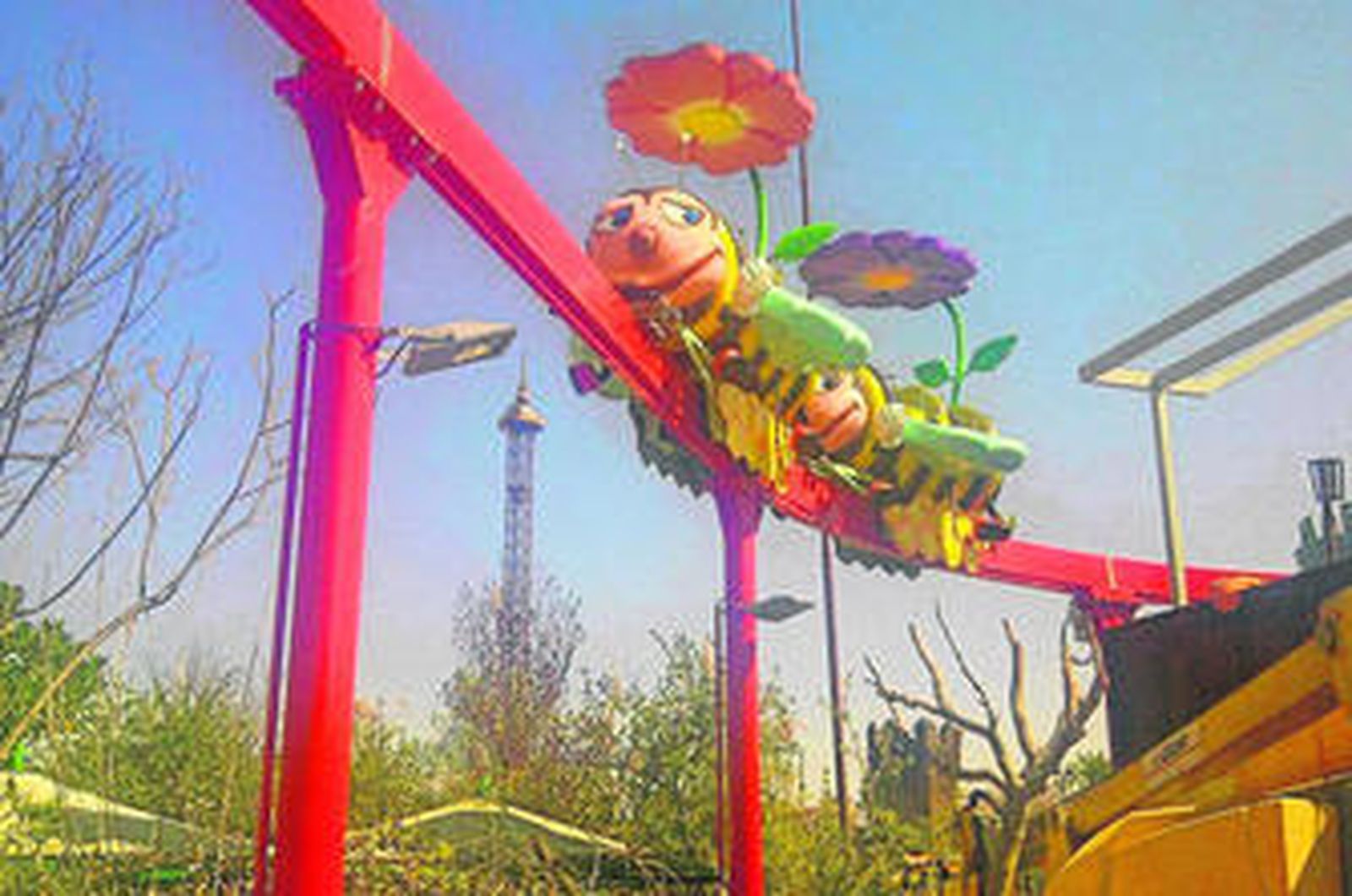 Zum Zum Las Abejitas es la nueva atracción con la que cuenta Isla Mágica para esta temporada.