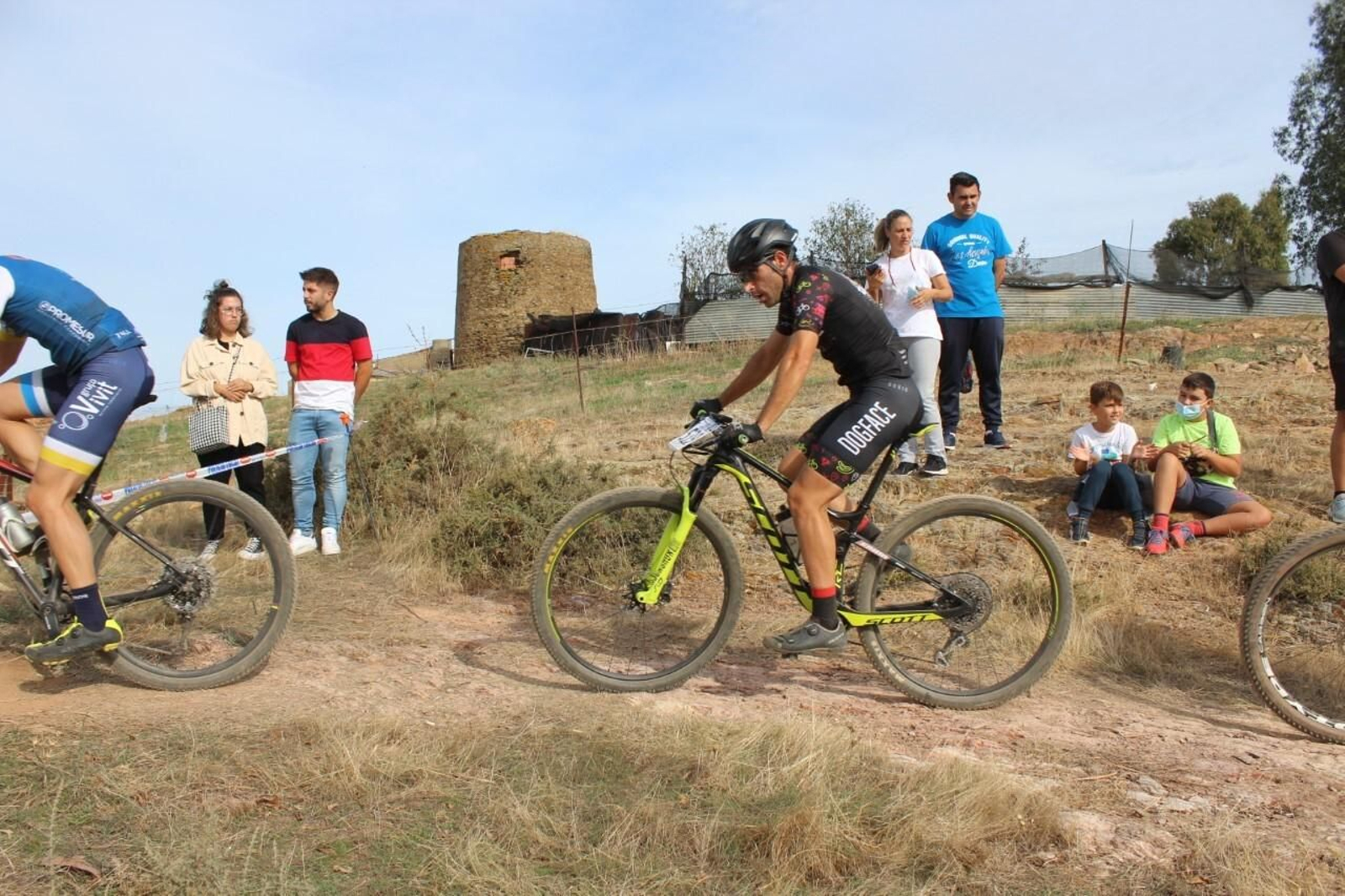 Los ciclistas darán vueltas por un circuito entorno al castillo de los Zúñiga.