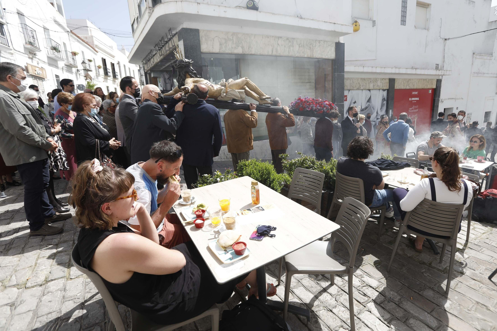 Procesión de  la cofradía de las Siete Palabras en Tarifa