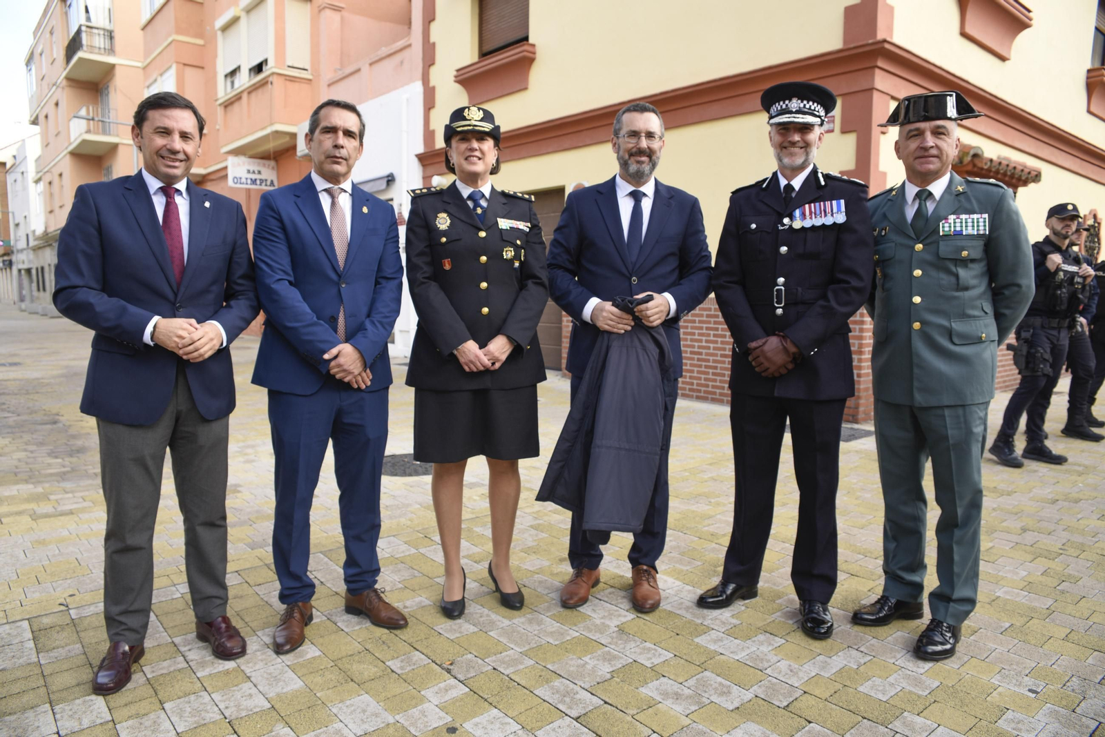 Fotos de la entrega de reconocimientos a la Policía Local de La Línea por el día de la Inmaculada