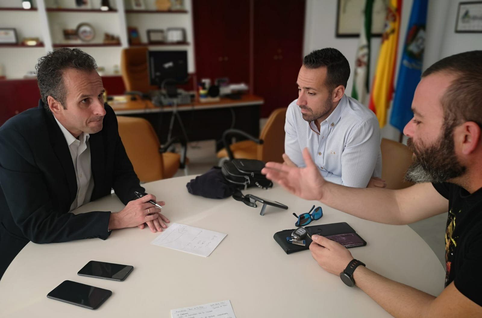 Posada con taxistas de PideTaxi.