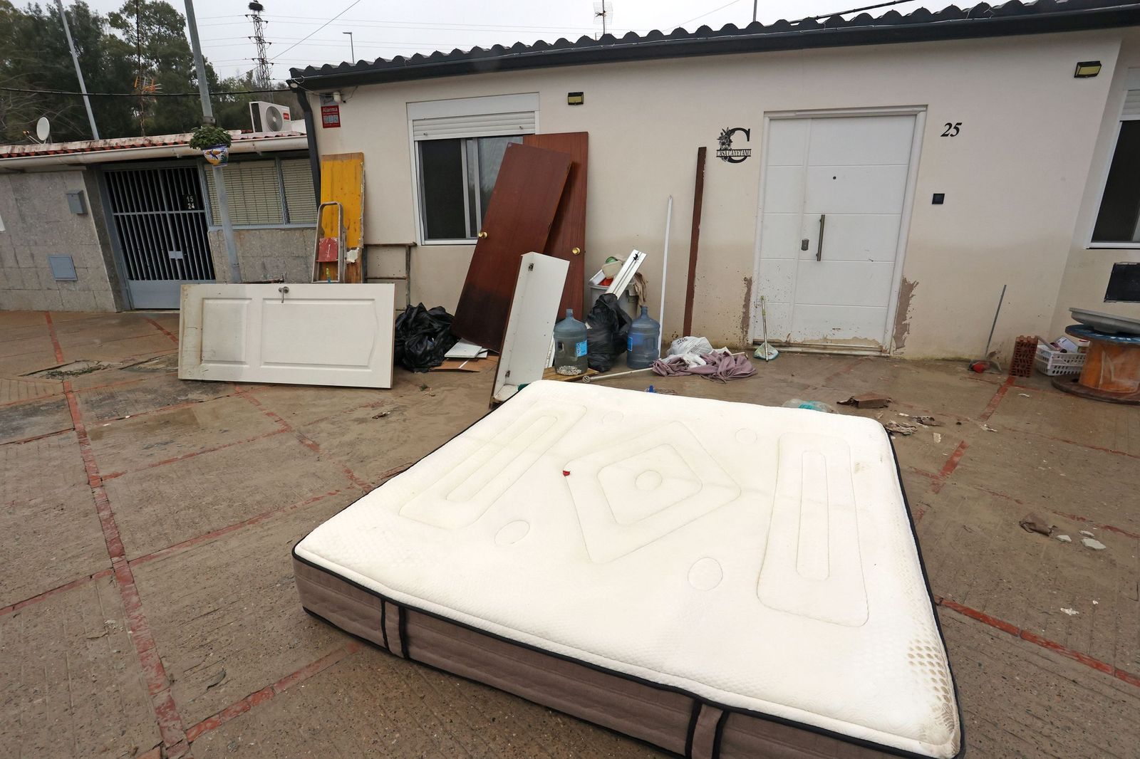 Vuelta a sus casa en La Ina, La Corta y El Portal