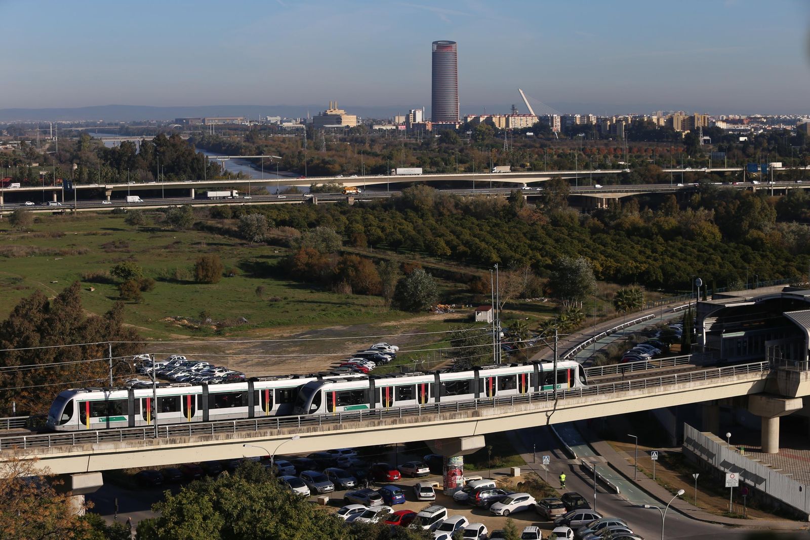 Estación de metro de San Juan Bajo.