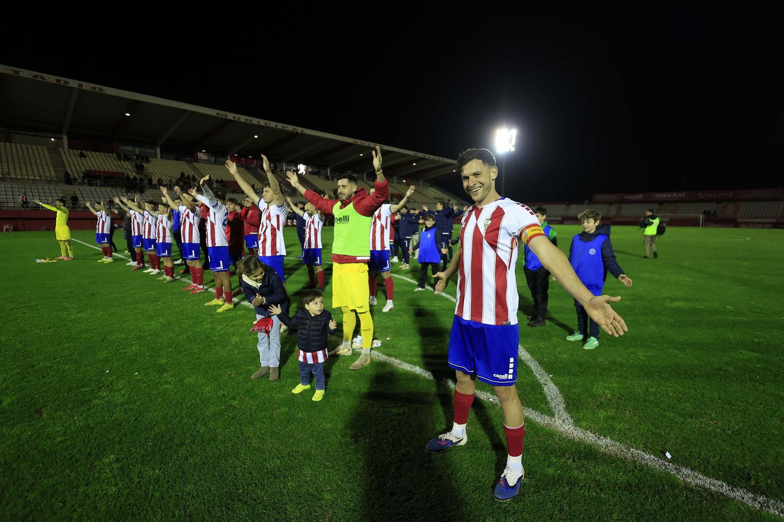 Las mejores fotos del Algeciras - Juventud Torremolinos de Primera Federación