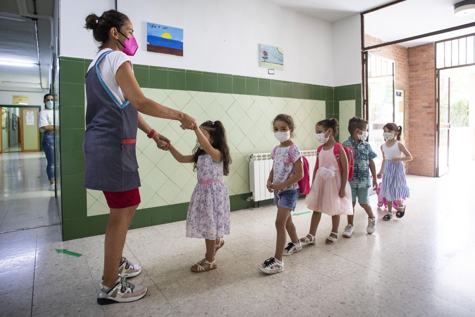 Imagen de archivo del primer día de clase.