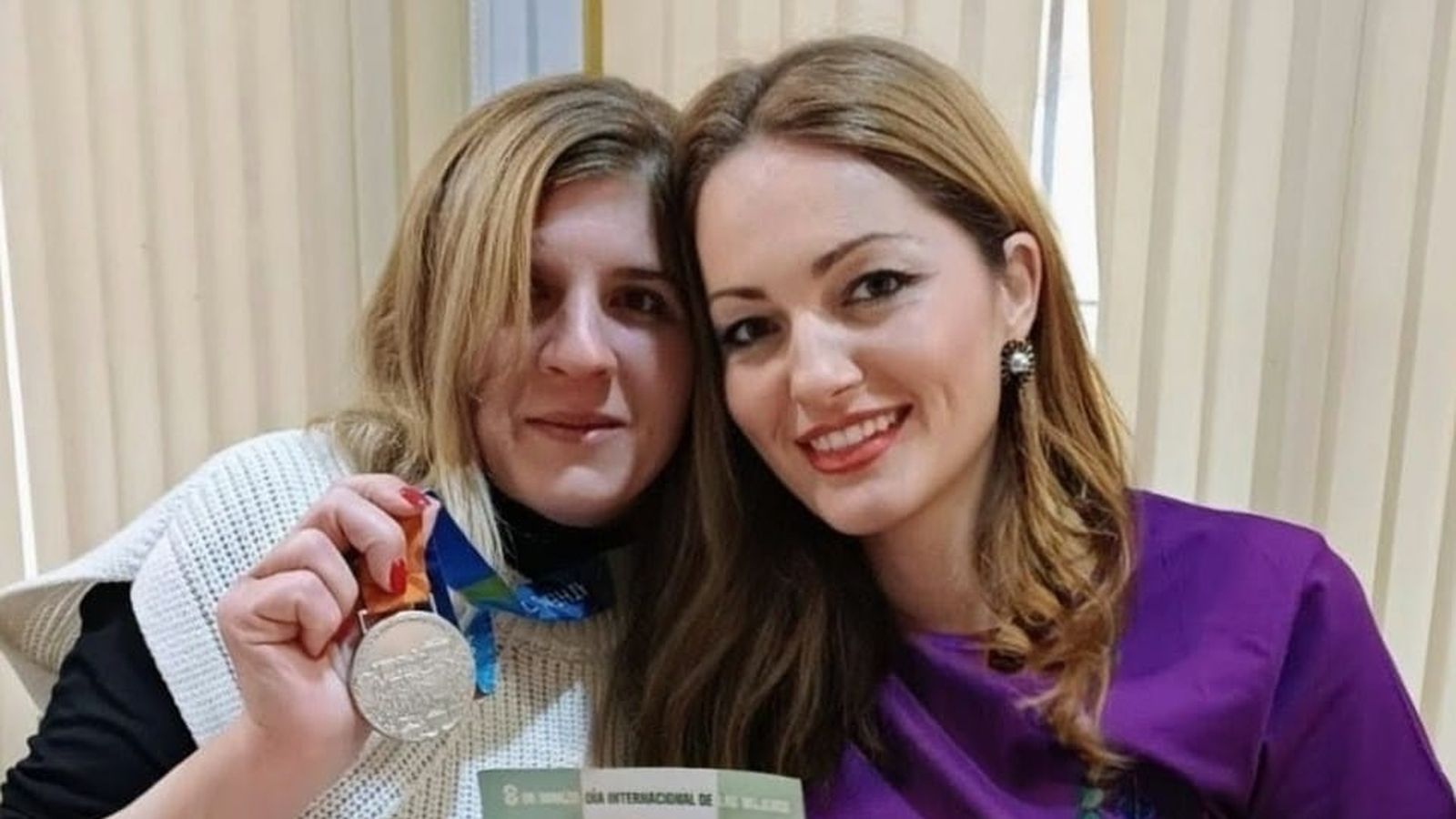 María del Mar Olmedo Justicia y María del Mar Esparza.