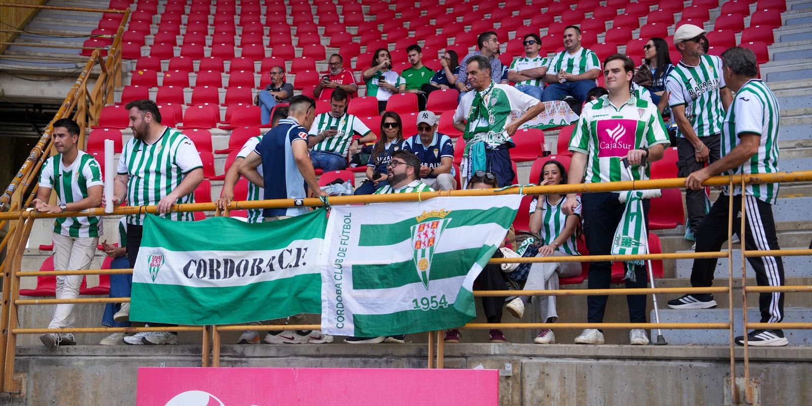 Las mejores fotos del triunfo del Córdoba CF en León
