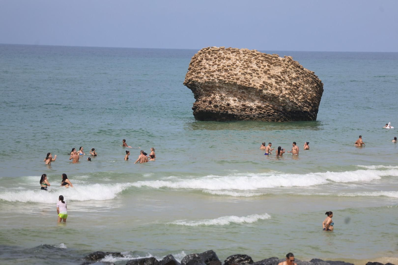 Imágenes del ambiente en las playas de Huelva